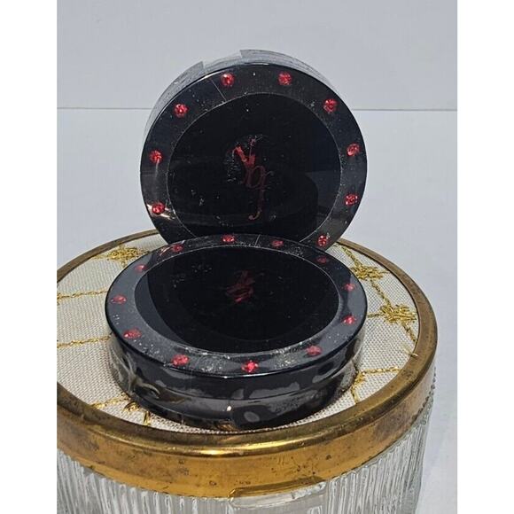 YBF YOUR BEST FRIEND 2 ILLUMINATING CREMES - 0.116 OZ/3.3 g - Picture 2 of 4